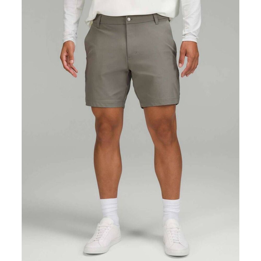 Lululemon Commission Classic-Fit Short  Warpstreme Grey Sage 36 Athleisure Golf